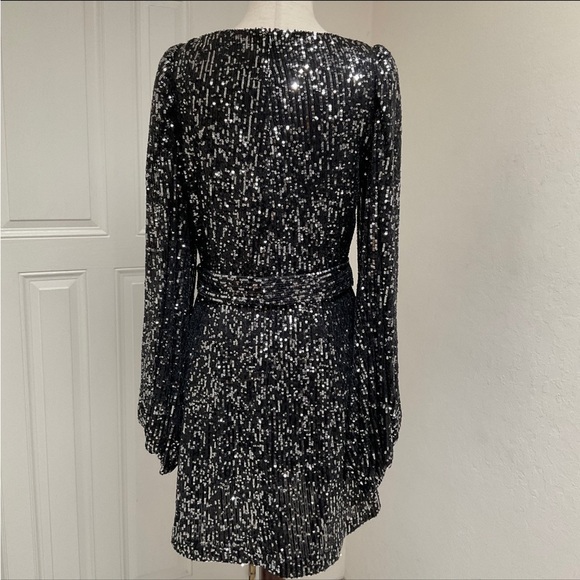ZARA Black sequined balloon sleeves mini dress - Picture 7 of 9